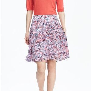 Banana republic skirt size 2